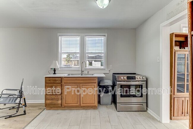 Foto del edificio - 4631 Carolina Beach Rd