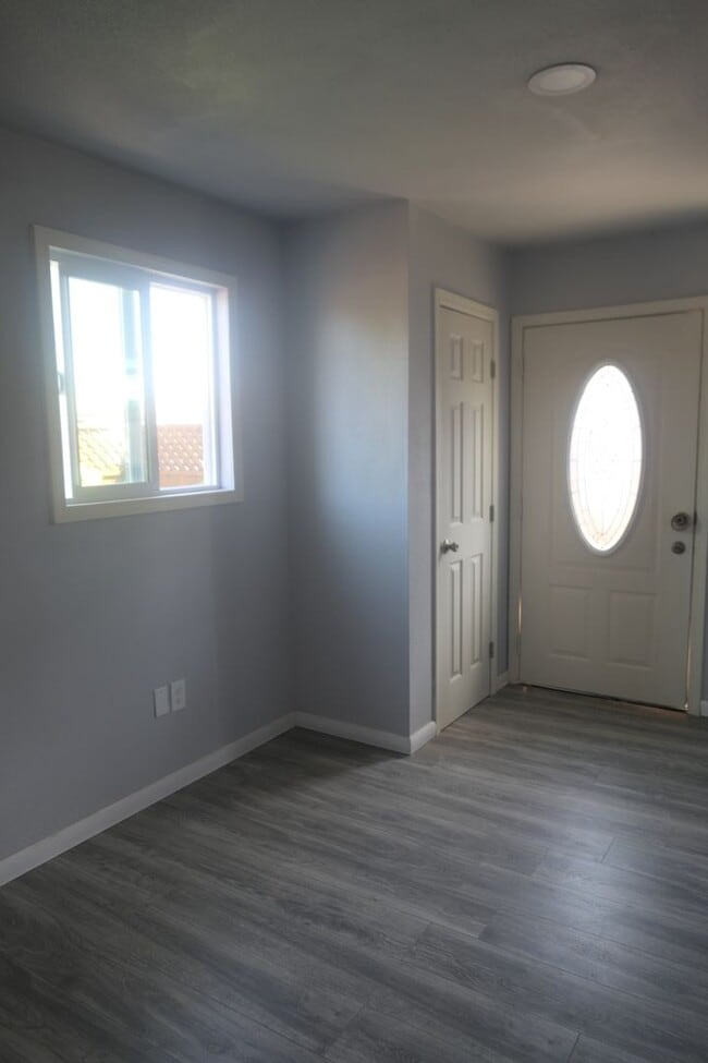 Foto del edificio - Studio Apartment Available. Watsonville, C...