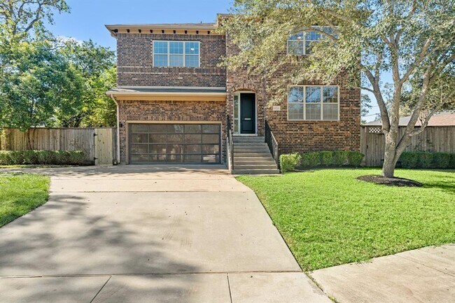 Foto del edificio - 9714 Braesmont Dr
