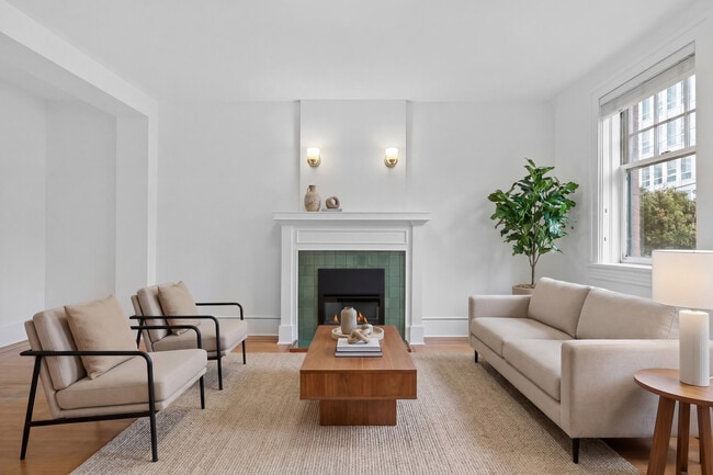 Living Room - Vallejo Court