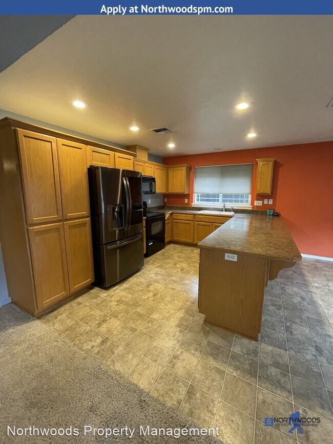 Foto del edificio - 3 br, 2 bath House - 117 SW Otter Court