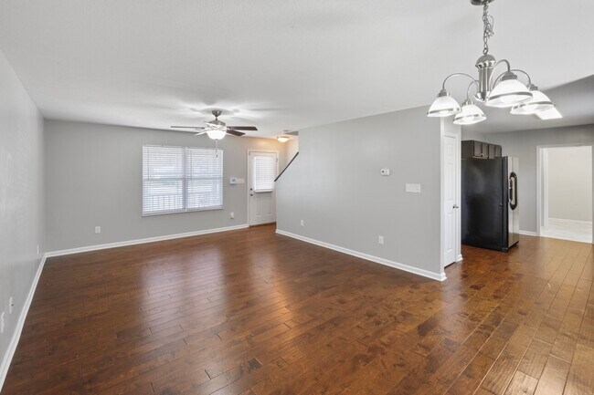 Building Photo - 1719 Cove Oak Ln