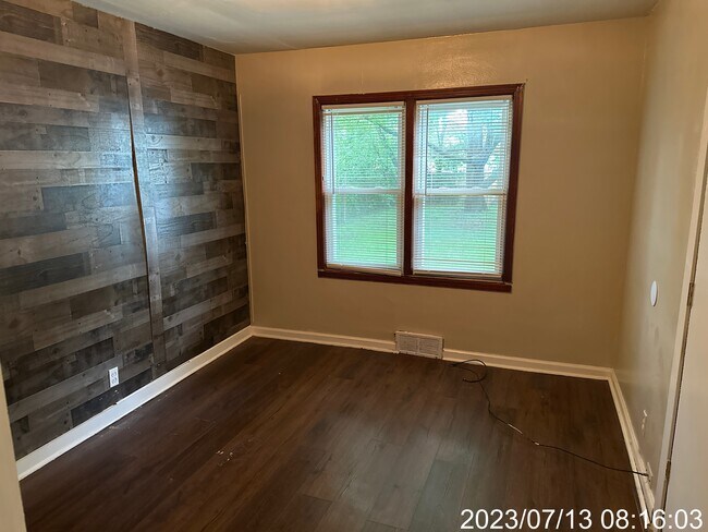 Foto del edificio - 4968 N 49th St