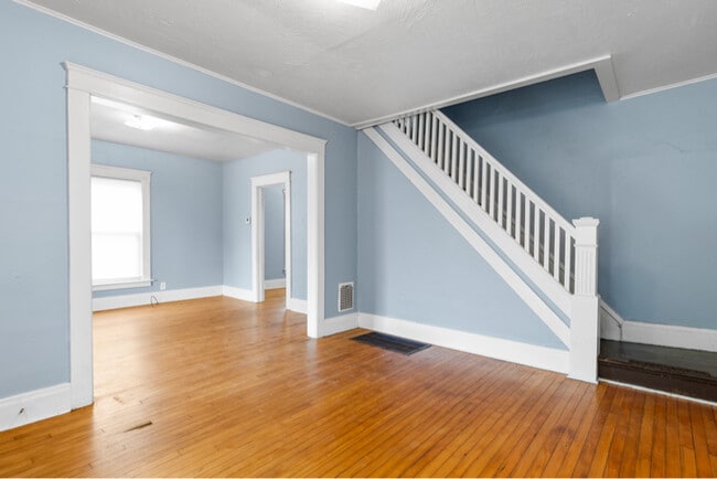 Building Photo - 35 Auburn Ave