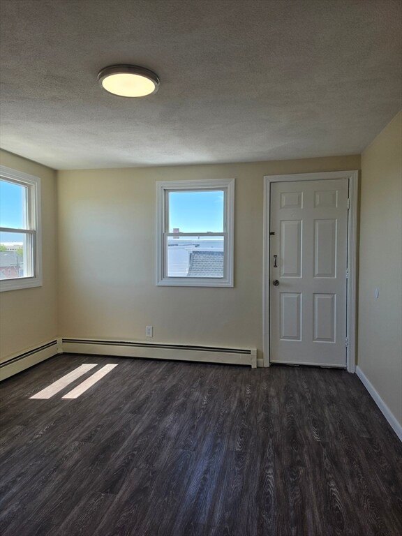 Foto del edificio - 848 Western Ave