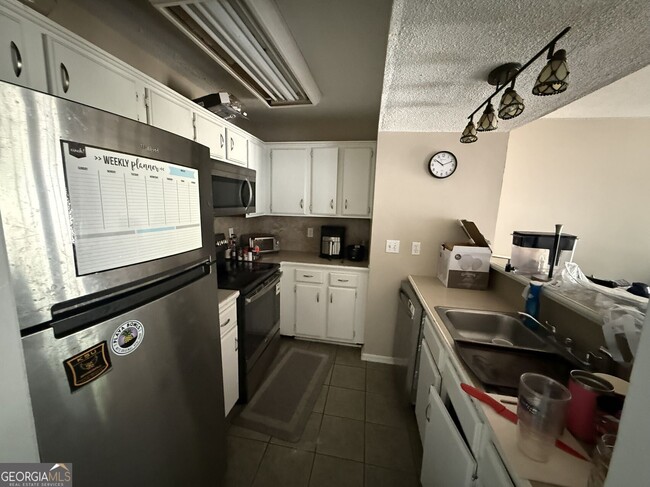 Building Photo - 5020 Sand Wedge Cir