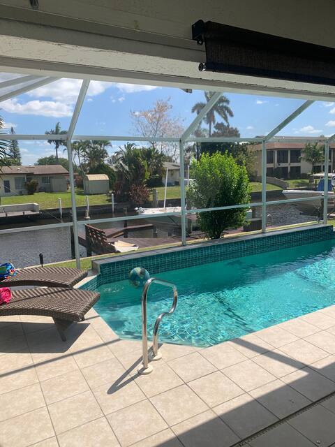 Foto del edificio - 4973 Viceroy St