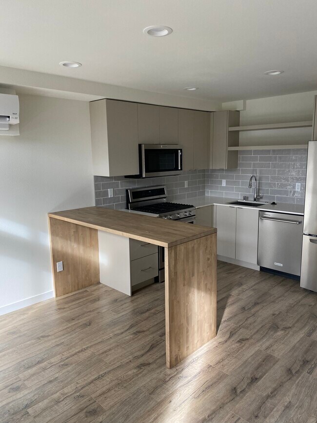 Foto del edificio - 3908 SW Dawson St