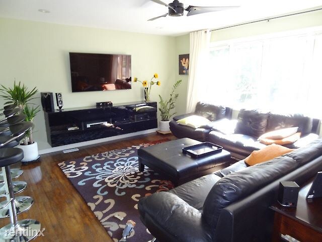 Foto del edificio - 819 S McKinley Ave