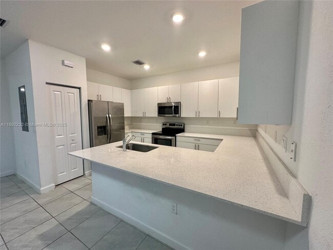 Building Photo - 11810 SW 245 Ter