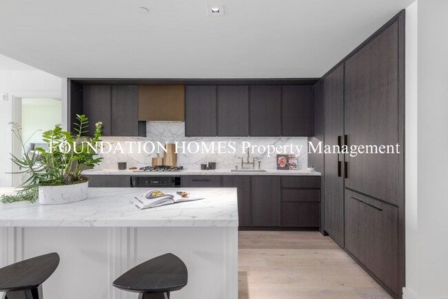 Foto del edificio - Luxury 2BD/2BA Condo at Union House!  Panoramic Views!  Doorman!  A/C!  FOUNDATION HOMES