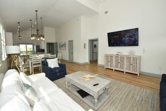 Building Photo - 37 Atlantic Dr