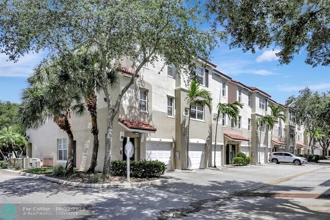Foto del edificio - 5960 W Sample Rd