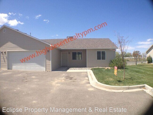Building Photo - 3 br, 2 bath House - 672 S. MESA DR. #A