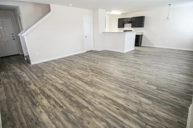 Foto del edificio - 6022 Peaceful Ridge Dr