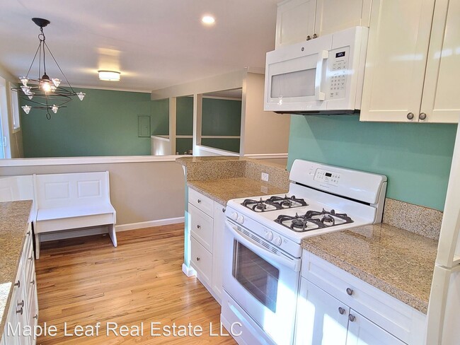 Building Photo - 3 br, 2 bath House - 11201 NE 112th St