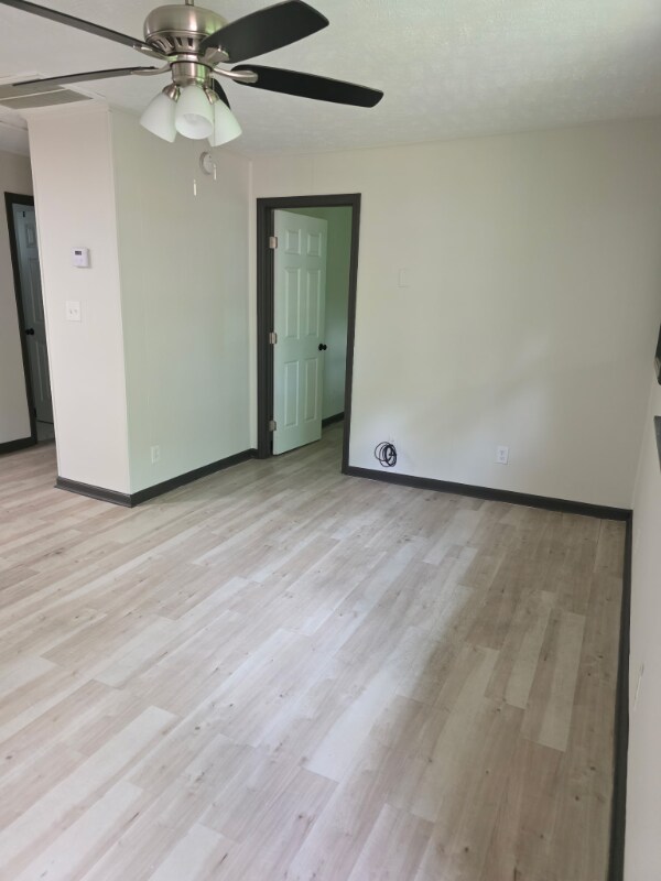 Foto del edificio - 3010 Indiana Ave