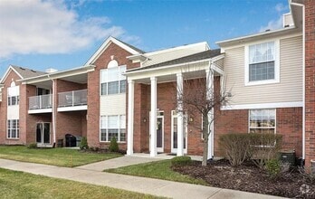 Building Photo - 46116 Rhodes Dr