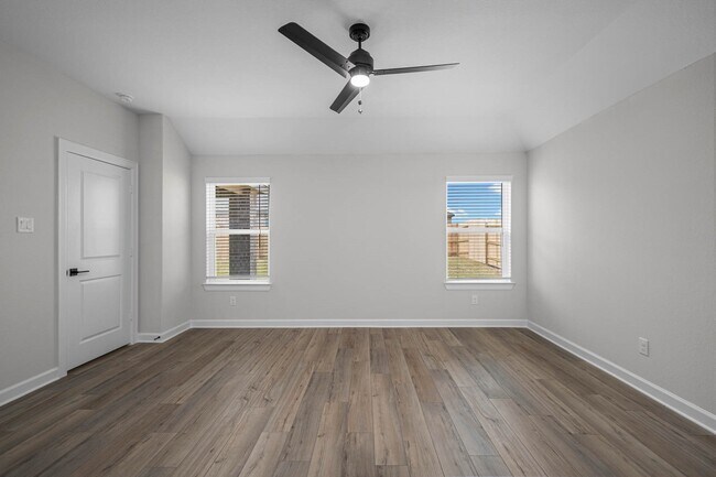 Building Photo - 3109 Banyan Dr