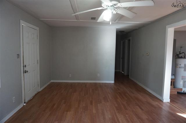 Building Photo - 608 W Garrison Ave
