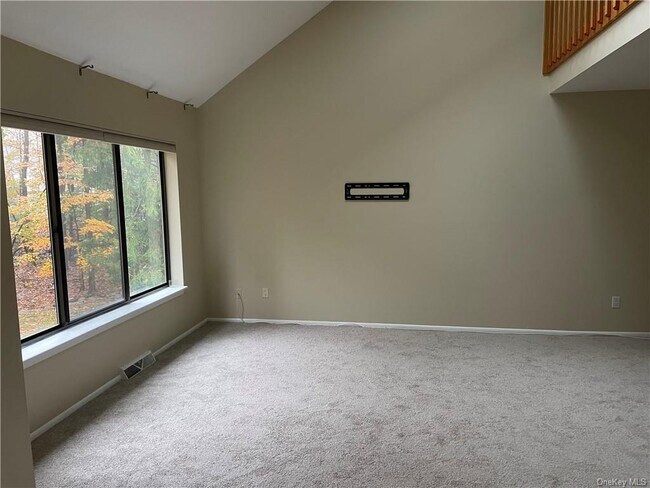 Building Photo - 38 Timberline Dr