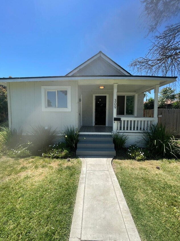 309 K St, Los Banos, CA 93635 House Rental in Los Banos, CA