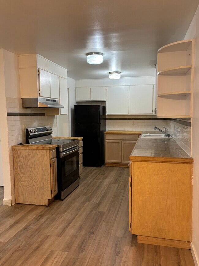 Foto del edificio - 13910 SE Newport Way