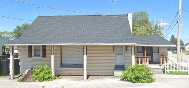 Building Photo - 796 Hanover Pike