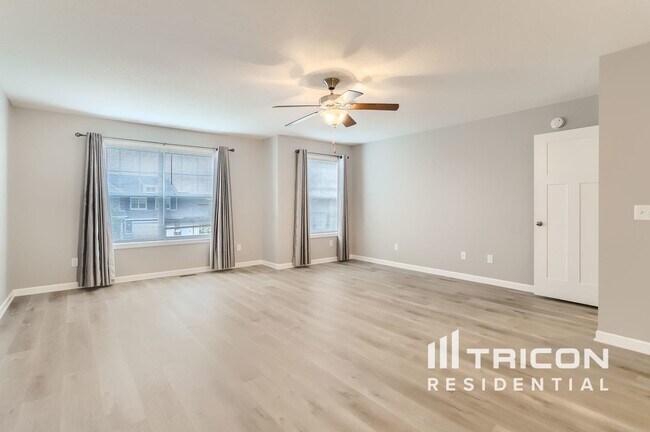 Foto del edificio - 12085 78th St NE