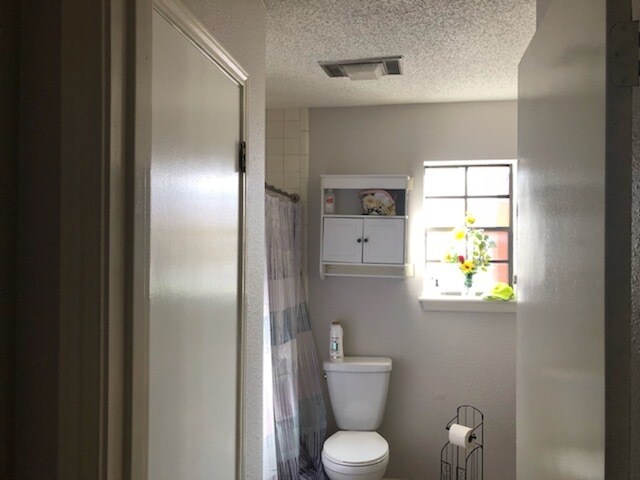 Foto del edificio - 102 Primera Dr