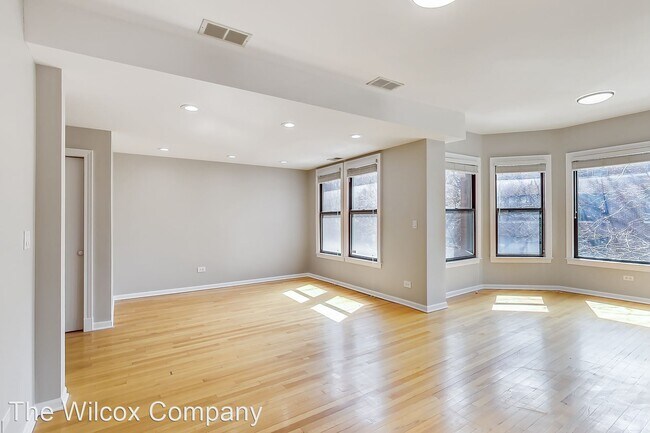 Building Photo - 3 br, 2.5 bath House - 926 W Margate Terra...