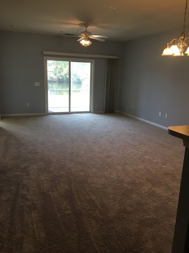 Photo - 2 BEDROOM 2 BATH UNIT ON BOTTOM FLOOR Apartment