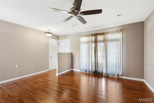 Building Photo - 3205 Fleet Ln