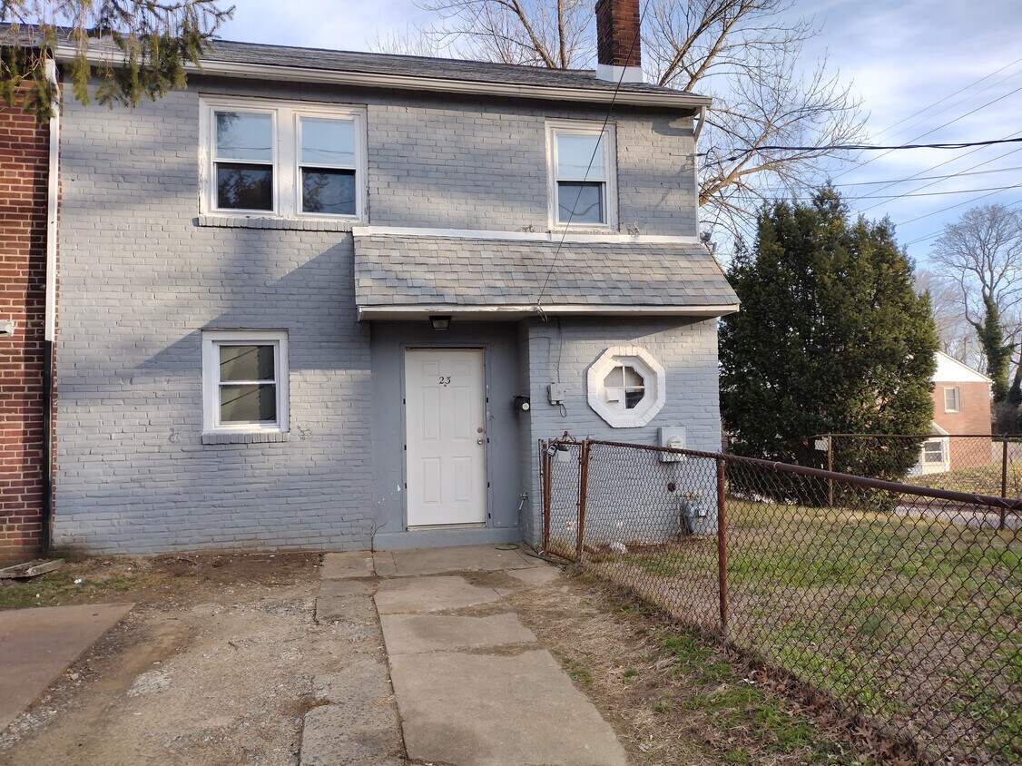 Primary Photo - 23 S Rodney Dr