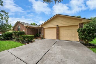 Building Photo - 16215 Cypress Trace Dr