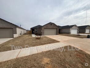 Building Photo - 10520 Baled Bermuda Rd