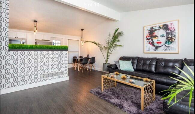 Foto del edificio - 3358 Rennie St