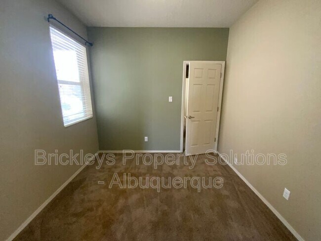 Foto del edificio - 3006 Morrissey St SW