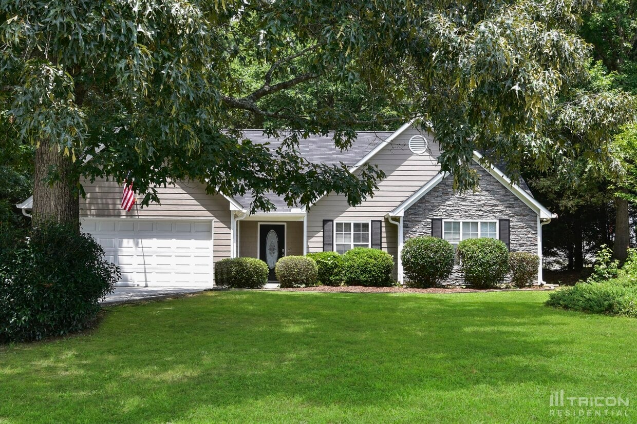 Foto principal - 408 Crested View Dr