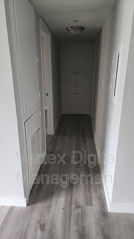 Building Photo - 4451 Narrow Lane Rd