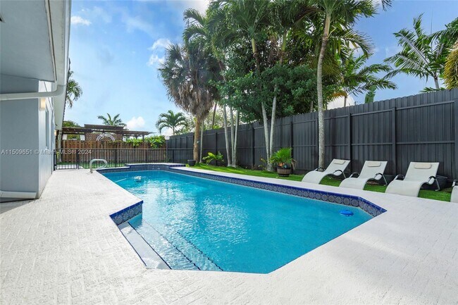 Foto del edificio - 19040 S St Andrews Dr