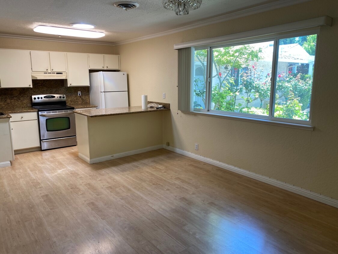 Foto principal - 15 Sage Ct