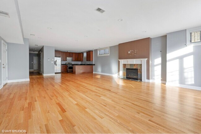 Foto del edificio - 4040 N Mozart St
