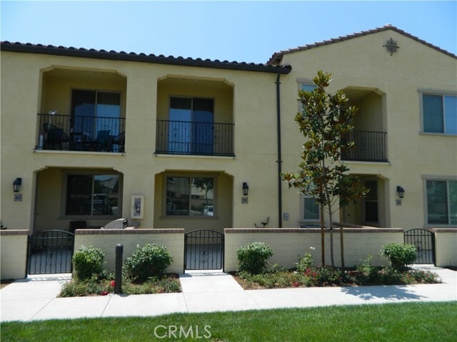 Primary Photo - 2845 E Berry Loop Privado