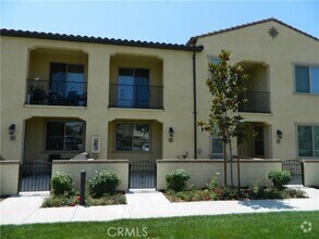 Building Photo - 2845 E Berry Loop Privado