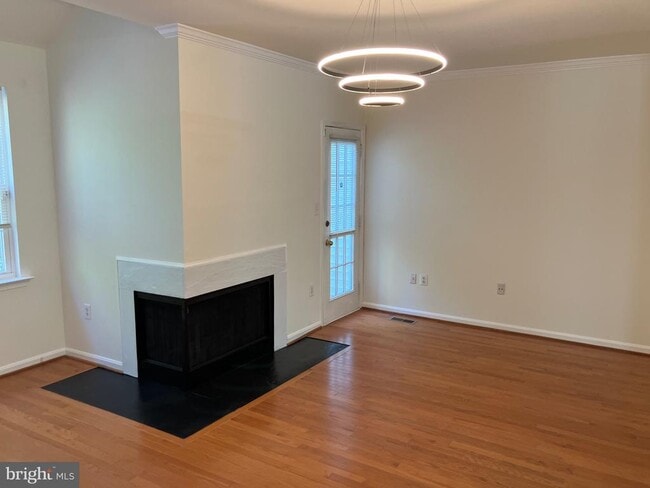 Foto del edificio - 2131 Dominion Heights Ct