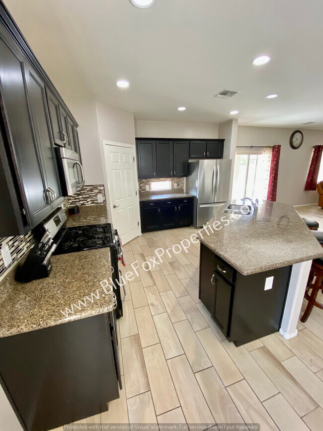 Foto del edificio - 9009 W Rolling Springs Dr