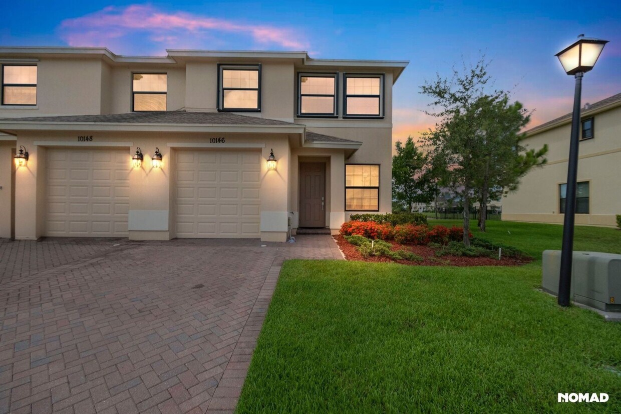 Foto principal - Beautiful 3-Bed, 3-Bath Home for Rent in V...