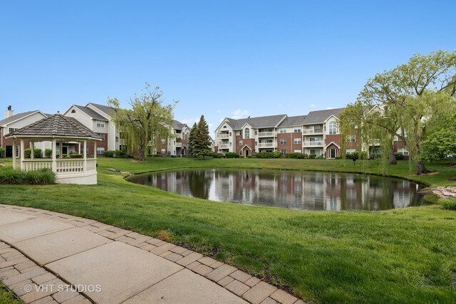 16 Sterling Cir Unit 208, Wheaton, IL 60189 - Condo for Rent in Wheaton ... - Luxury Condo Rentals In Wheaton