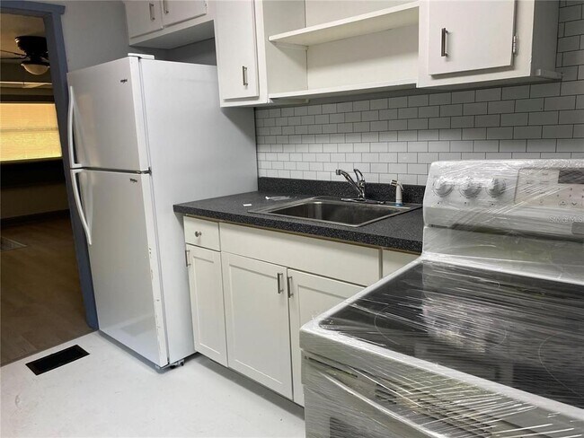 Foto del edificio - 17955 NE 23rd Ave